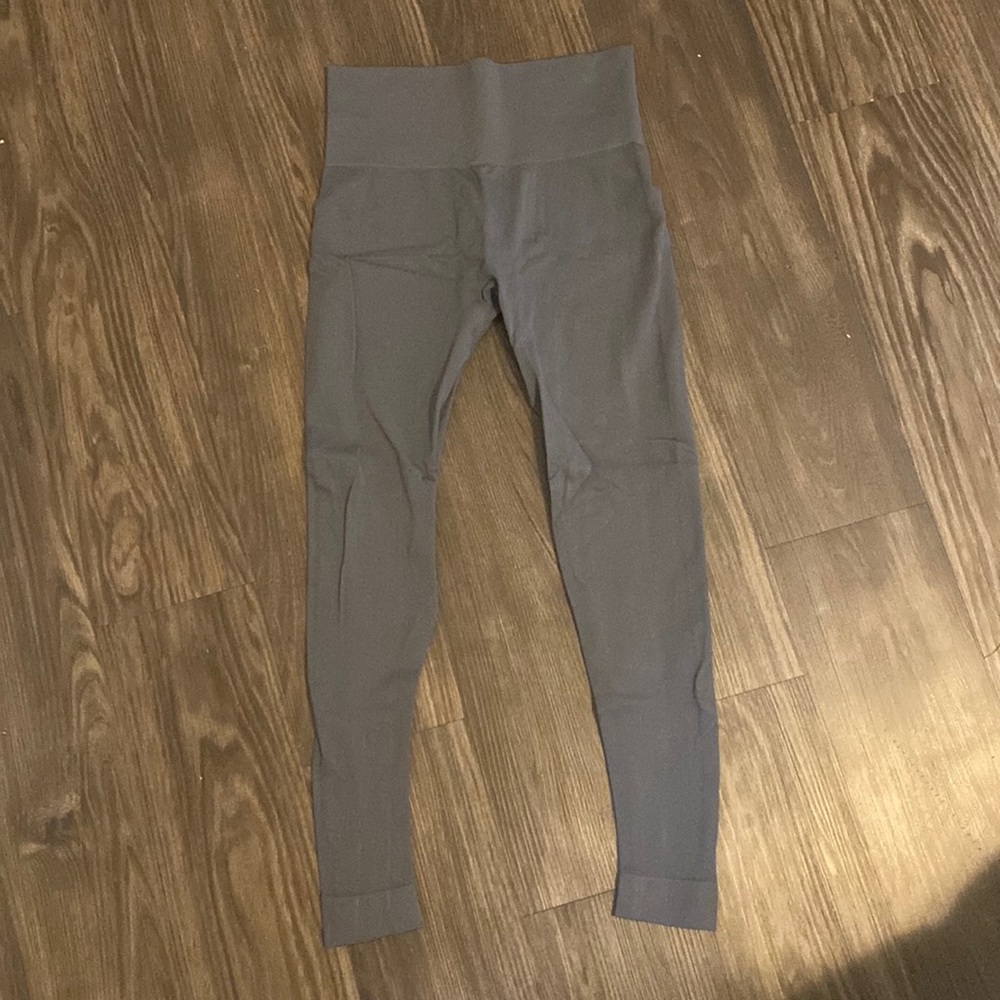 Set Active leggings small